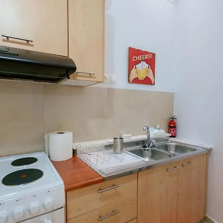 Lägenhet With Courtyard In Beating Heart Of Old Town! *