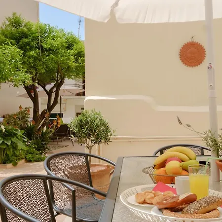 Lägenhet With Courtyard In Beating Heart Of Old Town! Chania (Crete)