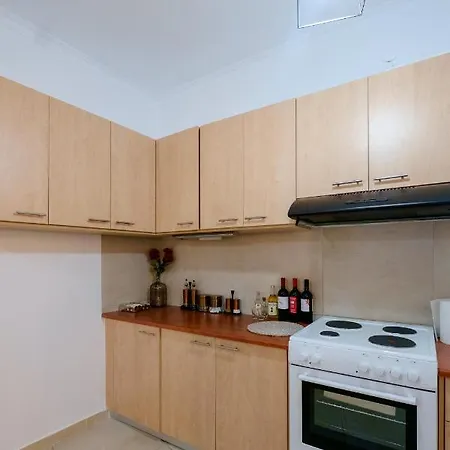 With Courtyard In Beating Heart Of Old Town! Apartment