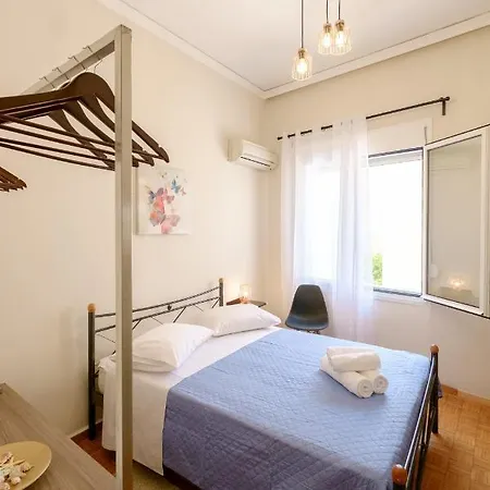 With Courtyard In Beating Heart Of Old Town! Apartman *