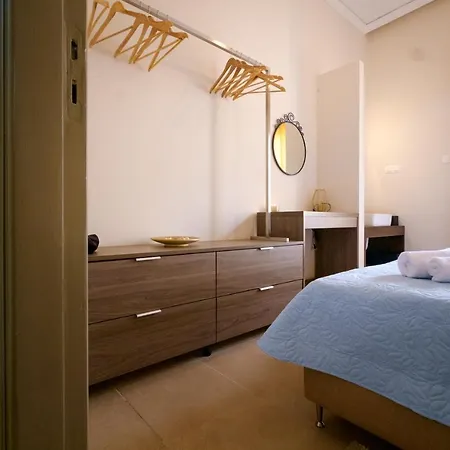 Lägenhet With Courtyard In Beating Heart Of Old Town! Chania (Crete)