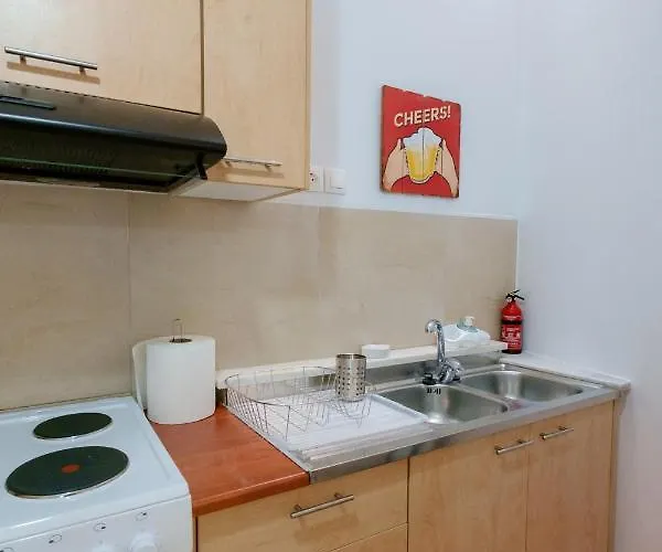 Lägenhet With Courtyard In Beating Heart Of Old Town! *