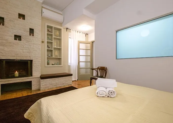 With Courtyard In Beating Heart Of Old Town! Chania (Crete)