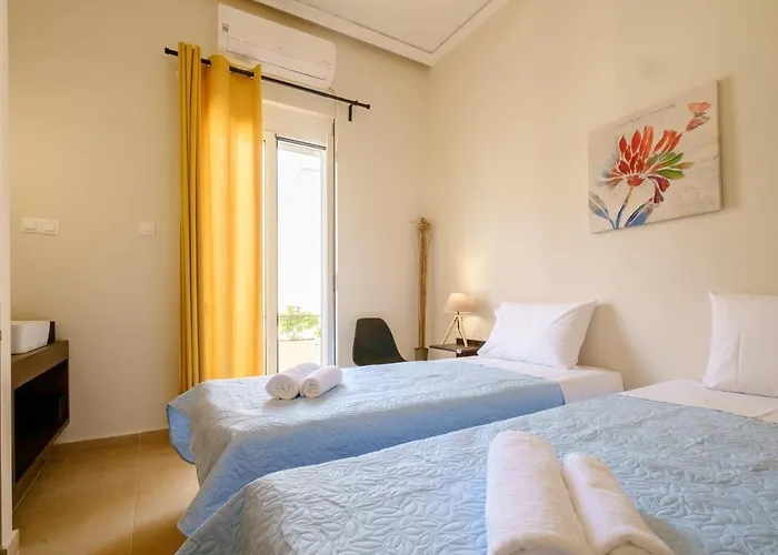 Lägenhet With Courtyard In Beating Heart Of Old Town! *